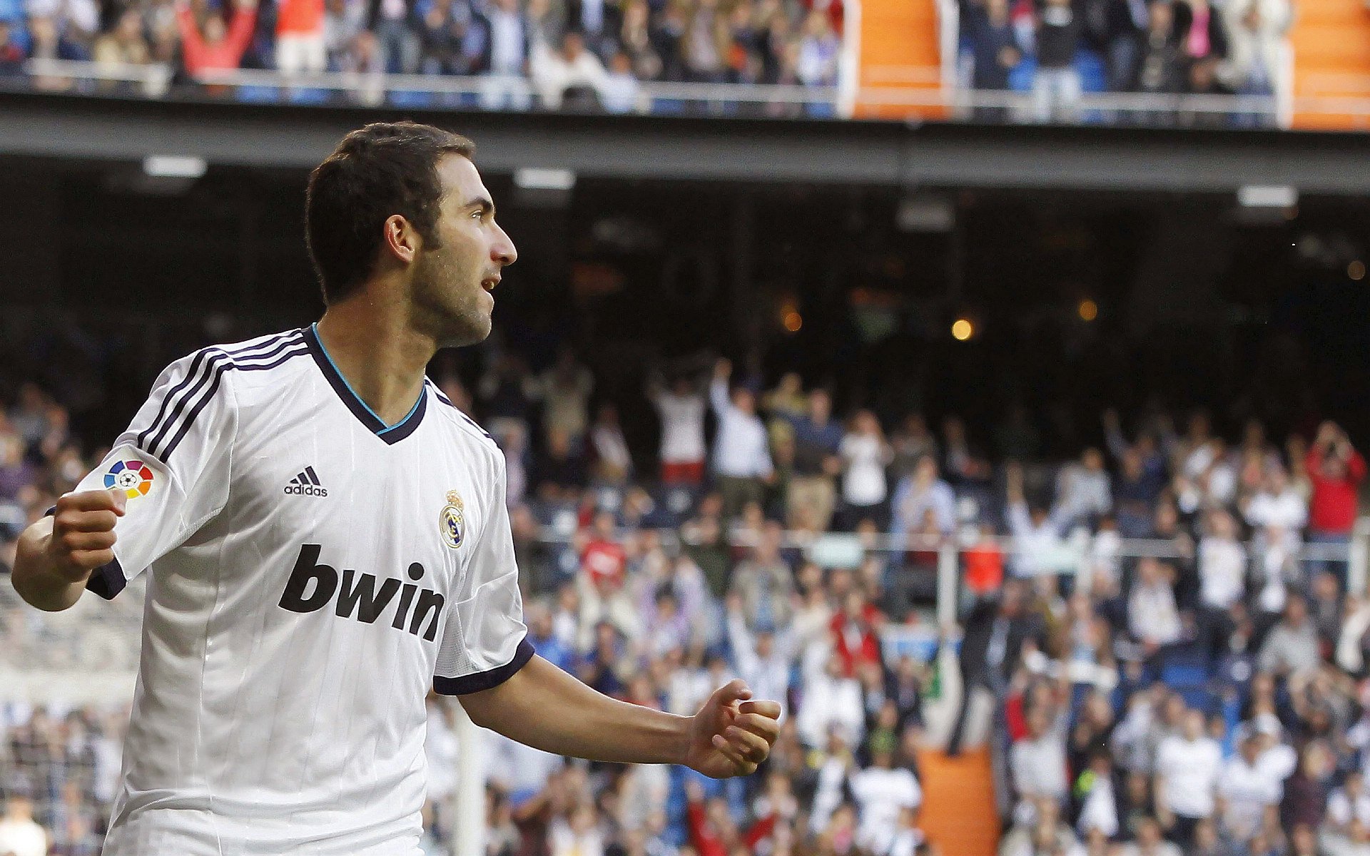 国足高频失误区域与球员分布图对比，国足总结失败 低估对手