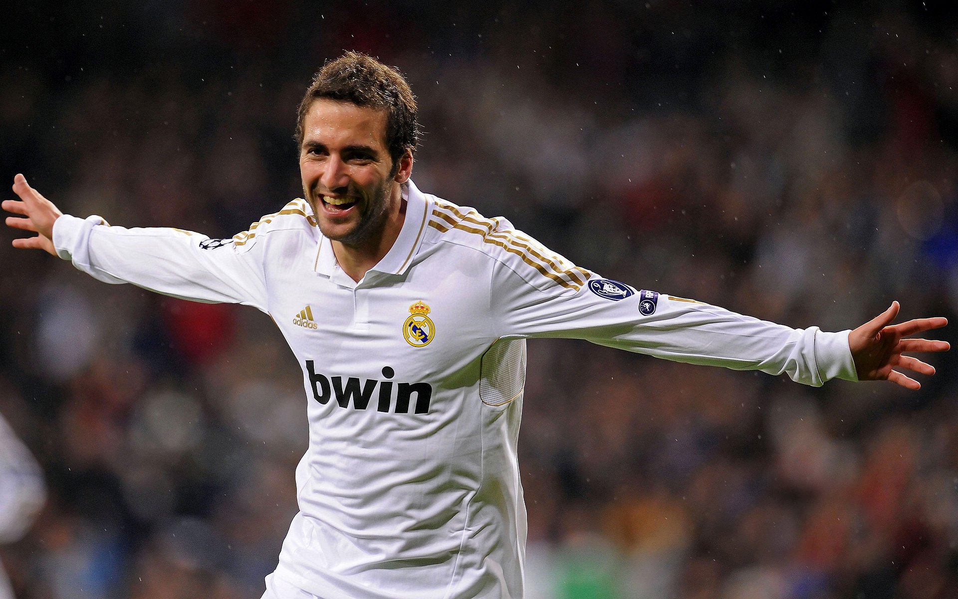 克洛普不断革新战术,带领利物浦追求更高荣誉